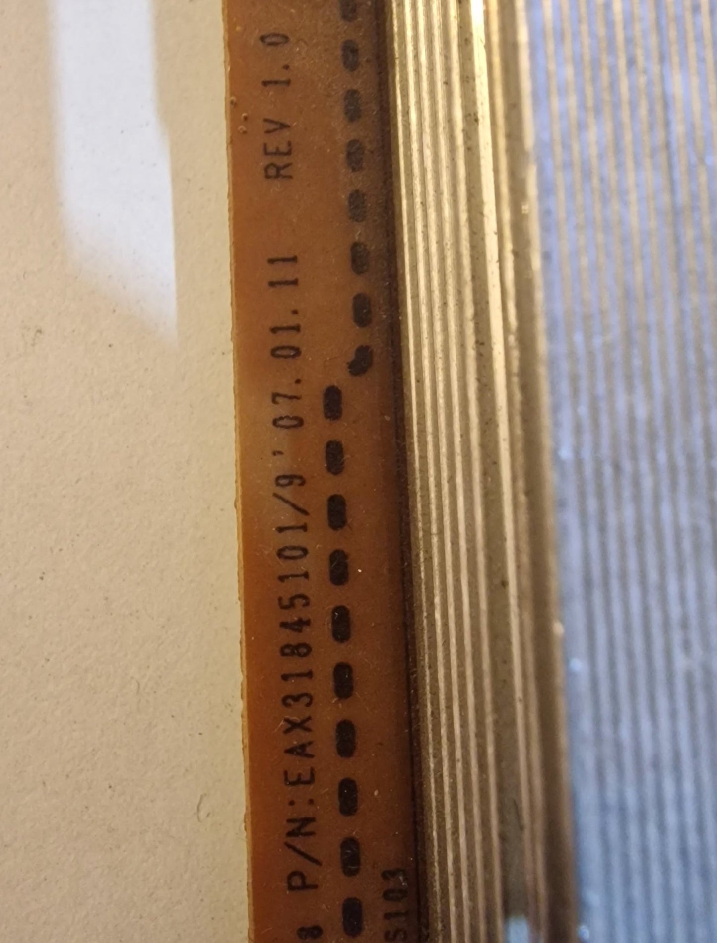 fuente de alimentacion eax31845101/9 - PIEZASTV